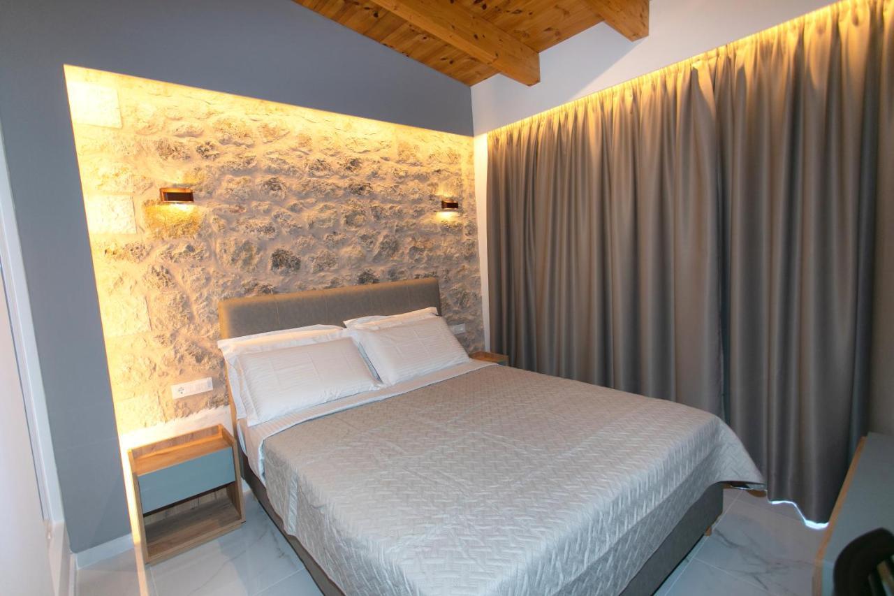 Elais Luxury Villas Parga Exterior photo