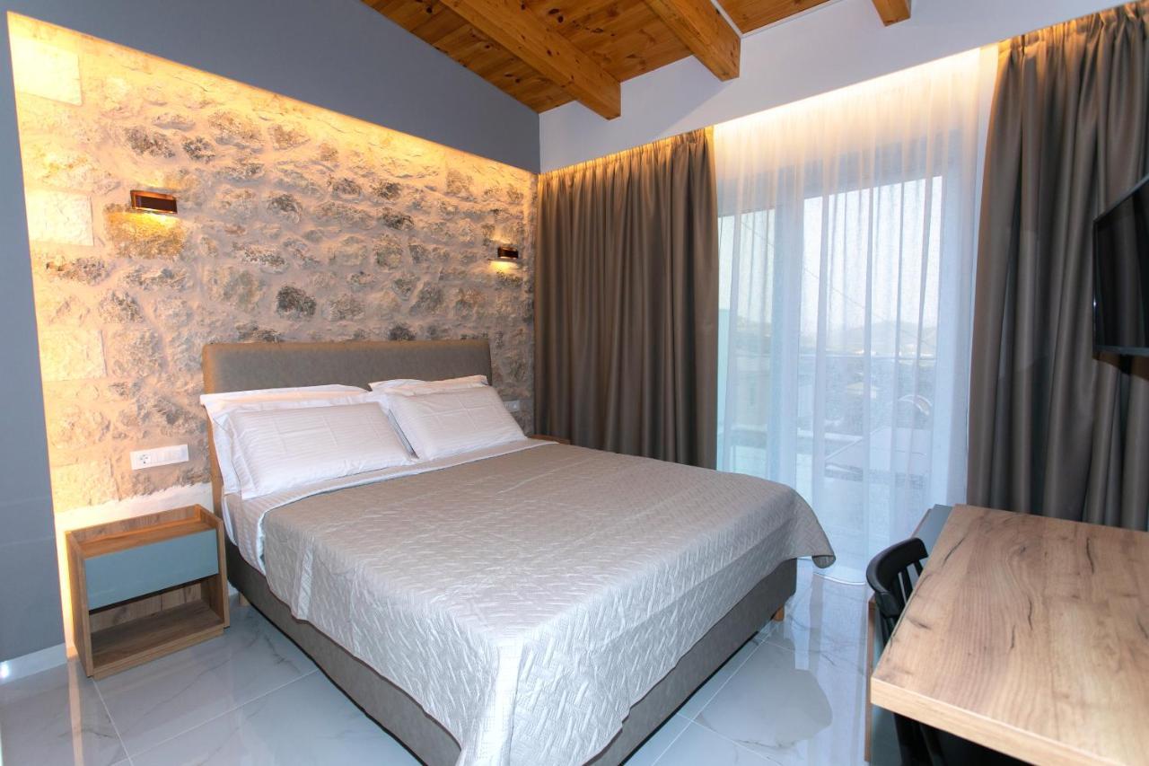Elais Luxury Villas Parga Exterior photo